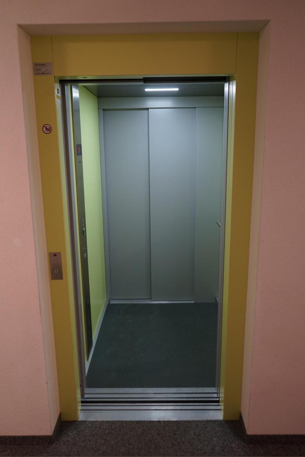 Exklusive 2,5 Zimmer Wohnung Eschenz エクステリア 写真